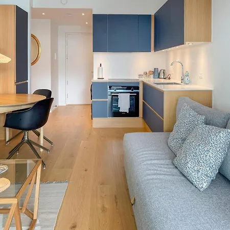 1 Bedroom Cozy In C *